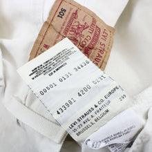 Load image into Gallery viewer, LEVIS 501 Jeans White | W33 L36