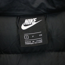 Load image into Gallery viewer, NIKE Down Puffer Jacket Black | Small