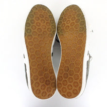 Load image into Gallery viewer, Womens ADIDAS Gazelle Trainers Grey | UK 5