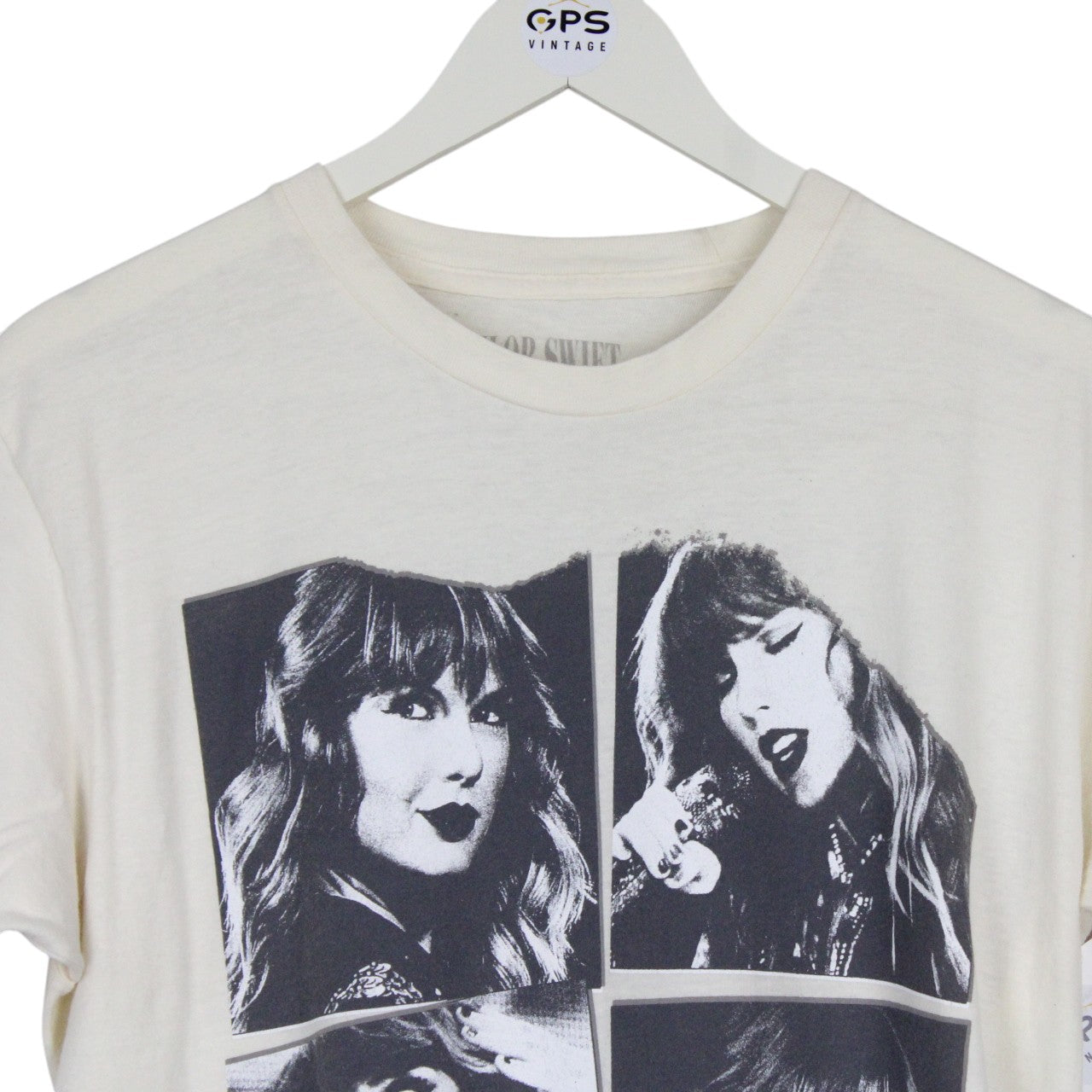 TAYLOR SWIFT T-Shirt | Medium