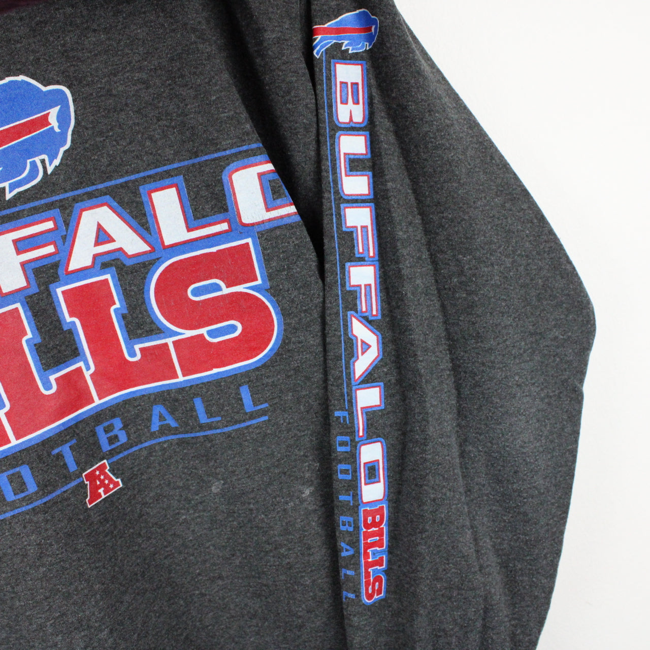 NFL Buffalo BILLS Long Sleeve T-Shirt | Medium