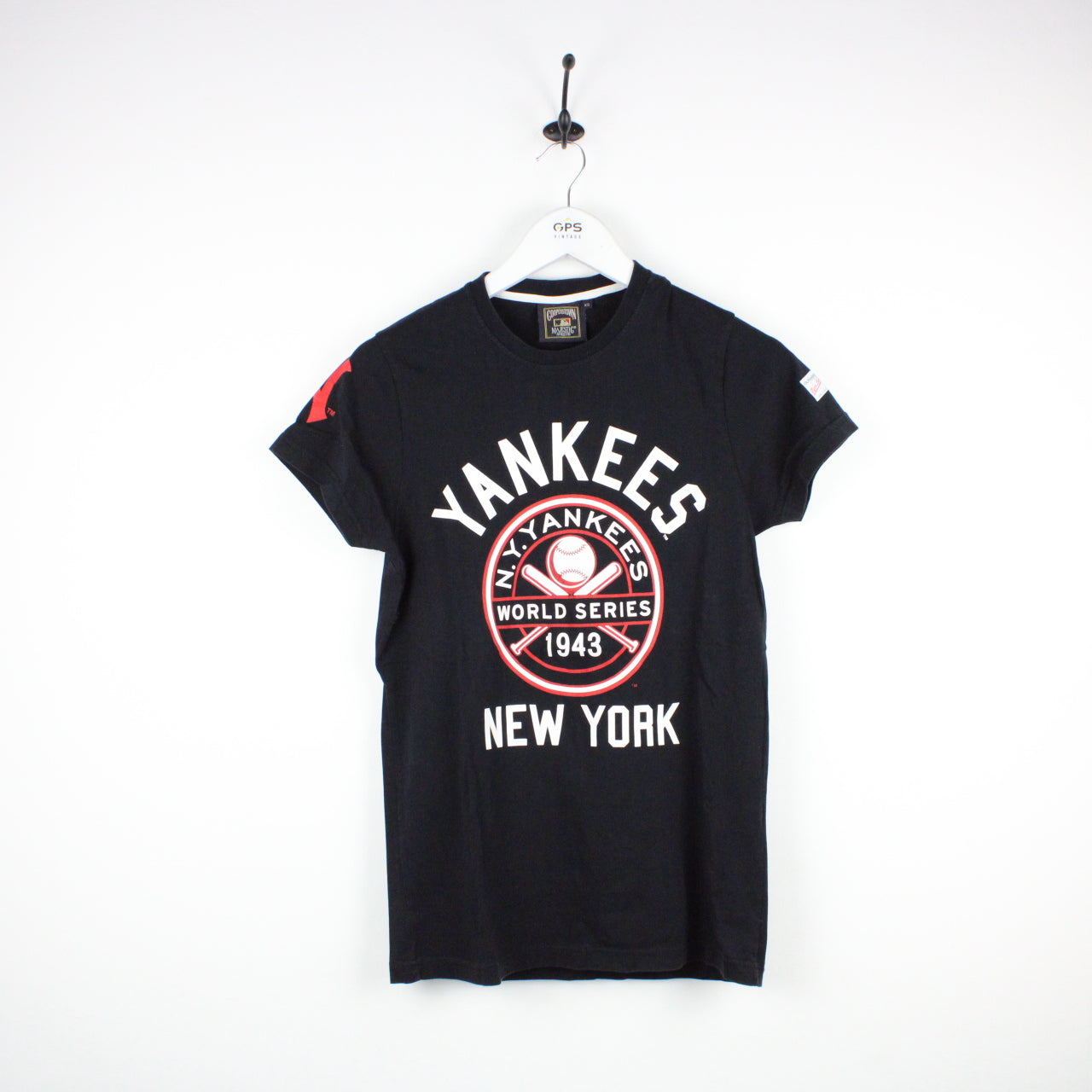 Womens MAJESTIC New York YANKEES T-Shirt | XS