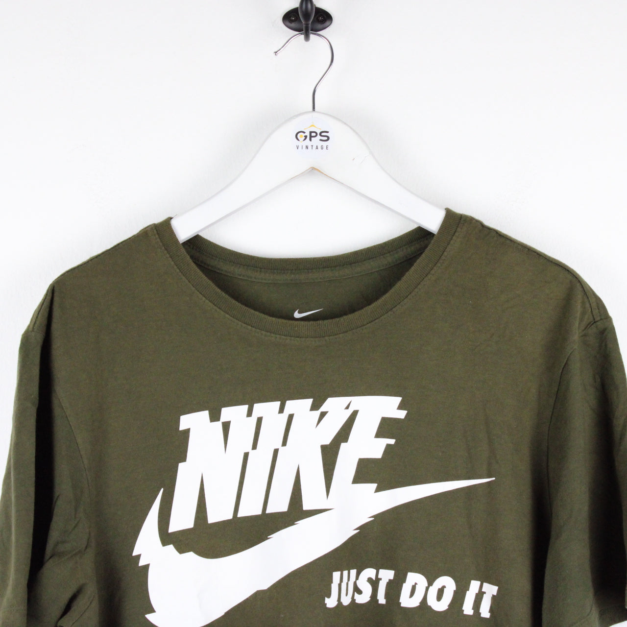 NIKE T-Shirt Green | Large