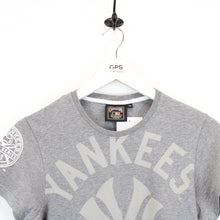 Load image into Gallery viewer, MLB MAJESTIC New York YANKEES T-Shirt Grey | XS
