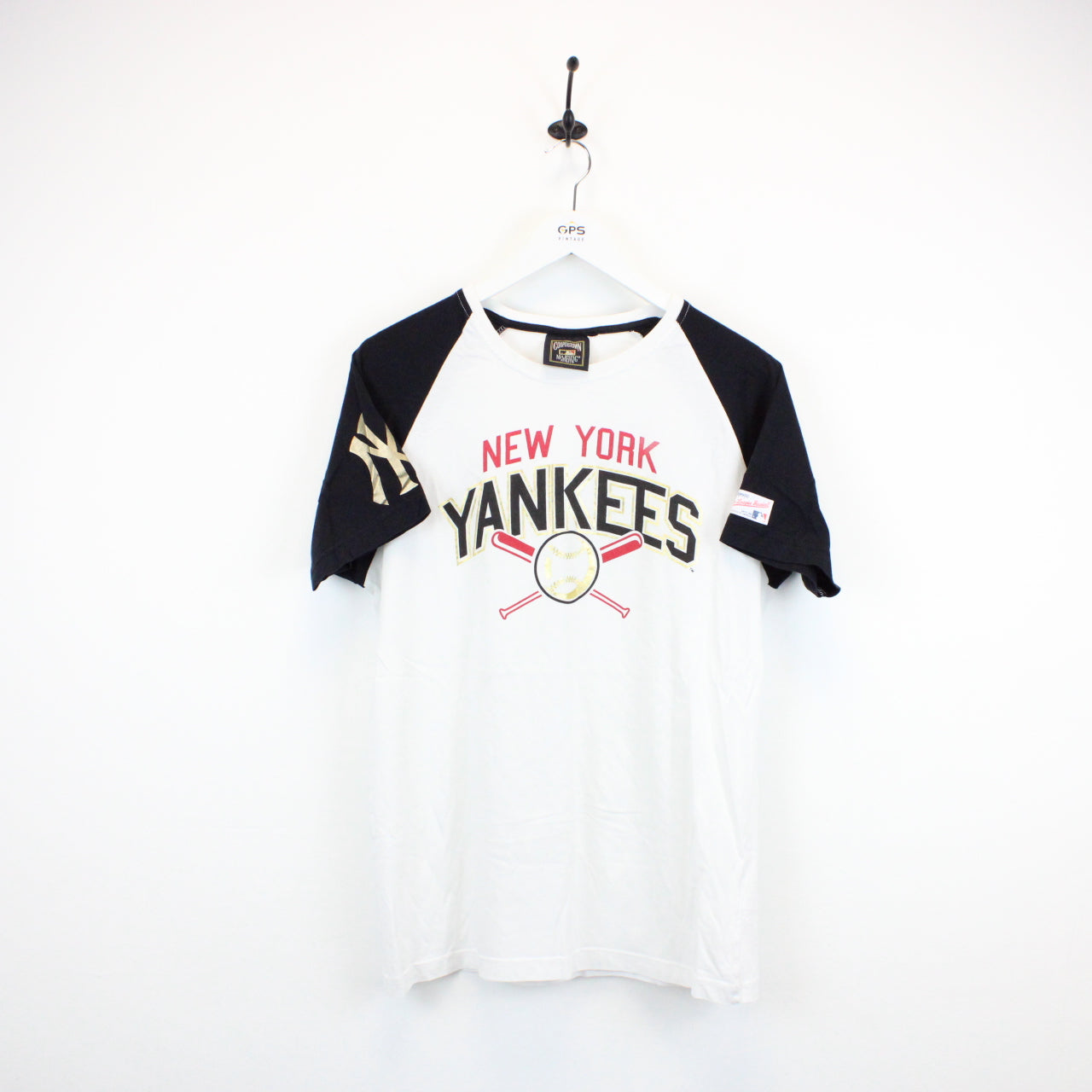 Womens MAJESTIC New York YANKEES T-Shirt White | Medium