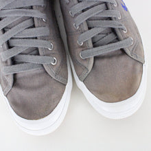 Load image into Gallery viewer, FRED PERRY Trainers Grey | UK 8
