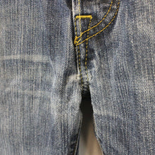 Load image into Gallery viewer, LEVIS 501 Jeans Blue | W32 L30
