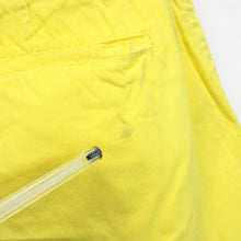 Load image into Gallery viewer, RALPH LAUREN 00s Shorts Yellow | Medium

