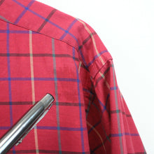 Load image into Gallery viewer, BURBERRYS 90s Shirt Red | Large
