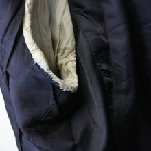 Load image into Gallery viewer, BURBERRY Wool Blazer Navy Blue | 44R Large
