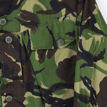 Load image into Gallery viewer, Mens Camouflage Army Jacket Green | Large
