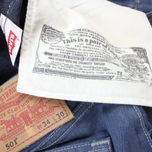 Load image into Gallery viewer, LEVIS 501 Jeans Grey | W34 L30

