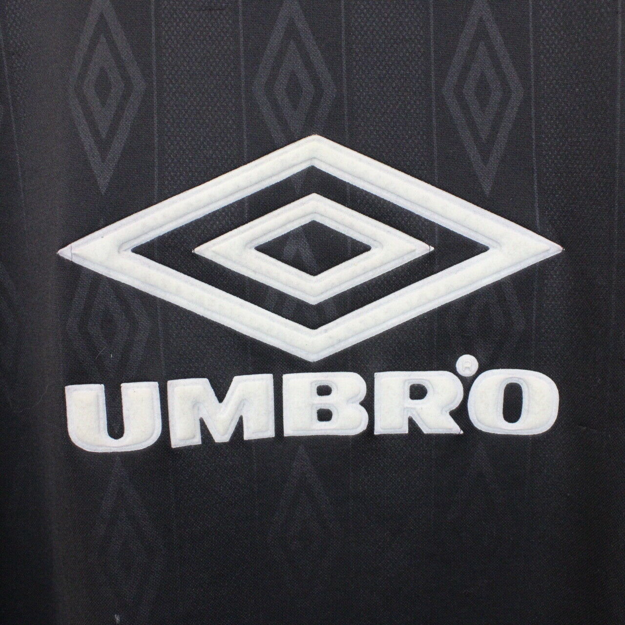 UMBRO 90s T-Shirt Black | Medium