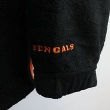 Load image into Gallery viewer, NFL Cincinnati BENGALS Fleece Black | Large
