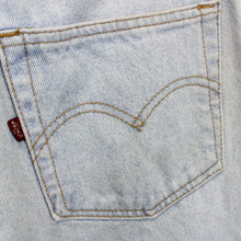 Load image into Gallery viewer, LEVIS 501 Jeans Light Blue | W31 L32
