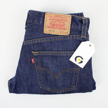 Load image into Gallery viewer, Mens LEVIS 590 Jeans Indigo | W33 L32
