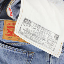 Load image into Gallery viewer, Mens LEVIS 501 Jeans Light Blue | W33 L28
