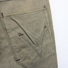 Load image into Gallery viewer, G-STAR Jeans Brown | W32 L32
