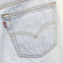 Load image into Gallery viewer, LEVIS 501 90s Jeans Light Blue | W34 L28
