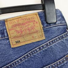 Load image into Gallery viewer, Womens LEVIS 501 Jeans Mid Blue | W32 L26
