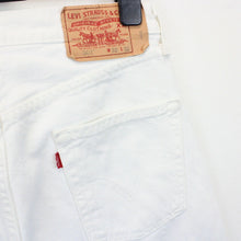Load image into Gallery viewer, LEVIS 501 Jeans White | W32 L32
