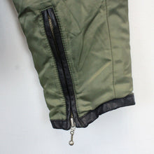 Load image into Gallery viewer, Womens AVIREX Jacket Green | Medium
