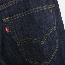 Load image into Gallery viewer, LEVIS 569 Jeans Dark Blue | W40 L32

