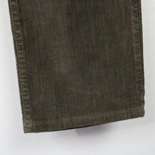 Load image into Gallery viewer, BURBERRY Corduroy Jeans Brown | W32 L32

