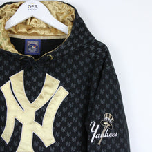 Load image into Gallery viewer, MAJESTIC New York YANKEES Hoodie Black | Medium
