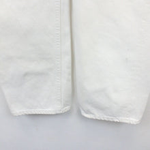 Load image into Gallery viewer, LEVIS 501 Jeans White | W33 L34
