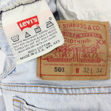 Load image into Gallery viewer, Womens LEVIS 501 90s Jeans Light Blue | W32 L34
