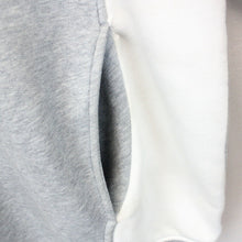 Load image into Gallery viewer, NIKE 00s Sweatshirt Grey | Medium
