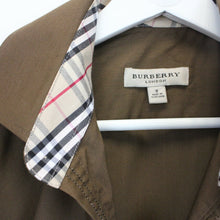 Load image into Gallery viewer, BURBERRY Shirt Brown | Small
