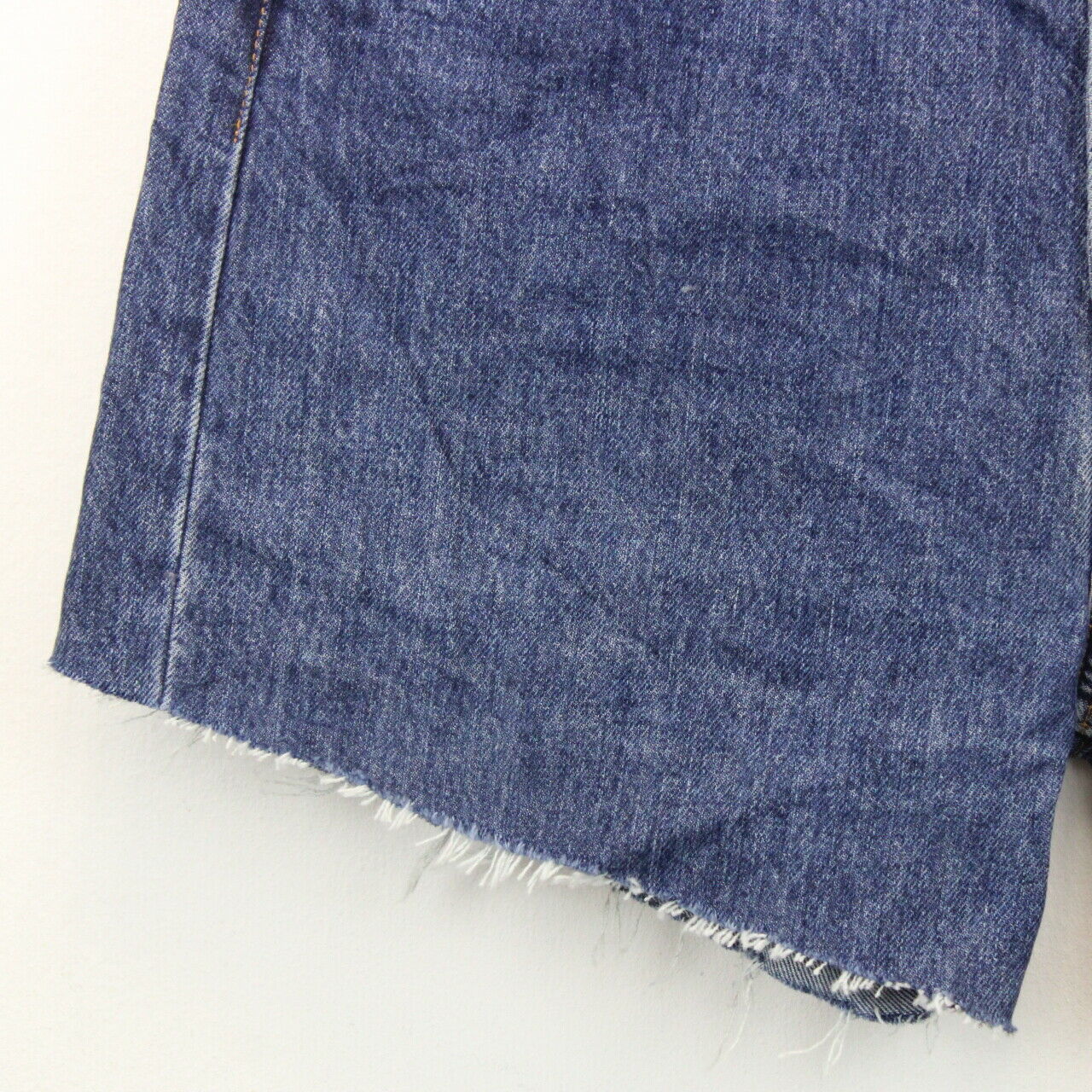 Womens LEVIS 501 Shorts Mid Blue | W32