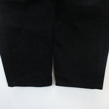 Load image into Gallery viewer, LEVIS 501 Jeans Black | W32 L28
