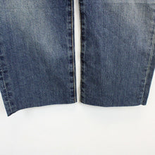 Load image into Gallery viewer, Womens LEVIS 501 Jeans Mid Blue | W30 L25
