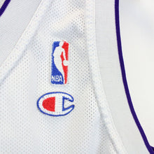 Load image into Gallery viewer, Vintage CHAMPION LA LAKERS Jersey White | Medium
