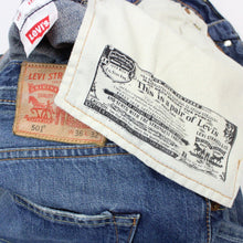 Load image into Gallery viewer, LEVIS 501 Jeans Blue | W36 L32
