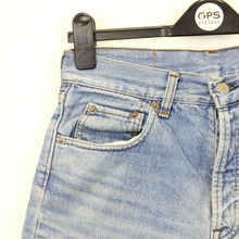 Load image into Gallery viewer, Womens LEVIS 501 Shorts Light Blue | W30
