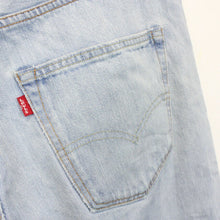 Load image into Gallery viewer, LEVIS 501 Jeans Light Blue | W38 L36
