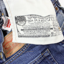 Load image into Gallery viewer, Womens LEVIS 501 Jeans Mid Blue | W30 L34
