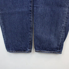 Load image into Gallery viewer, LEVIS 501 CT Jeans Mid Blue | W36 L34
