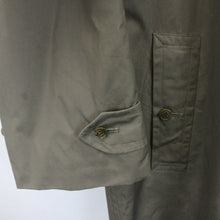 Load image into Gallery viewer, BURBERRYS 90s Trench Coat Green | Medium
