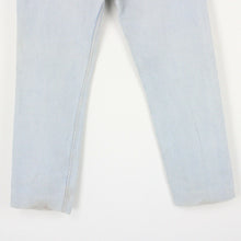 Load image into Gallery viewer, Mens LEVIS 501 Jeans Light Blue | W32 L32
