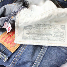 Load image into Gallery viewer, LEVIS 501 Jeans Mid Blue | W38 L32
