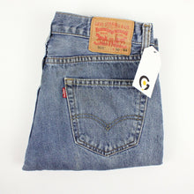 Load image into Gallery viewer, LEVIS 505 Jeans Mid Blue | W30 L34
