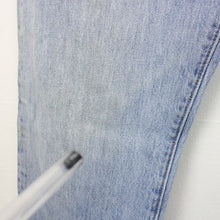 Load image into Gallery viewer, LEVIS 501 Jeans Light Blue | W34 L32
