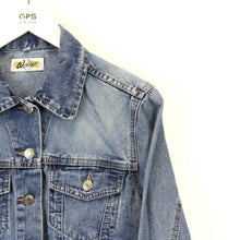 Load image into Gallery viewer, Womens 80s Denim Jacket Light Blue | Small
