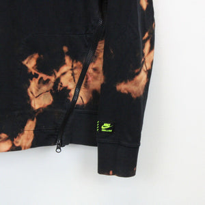 NIKE Sweatshirt Black | Medium