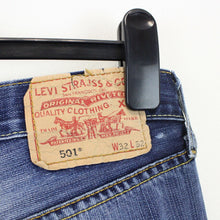 Load image into Gallery viewer, LEVIS 501 Jeans Blue | W32 L32
